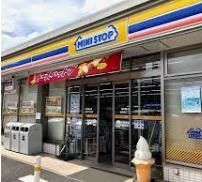 コンビニ　ミニストップ前原東3丁目店（コンビニ）まで610m