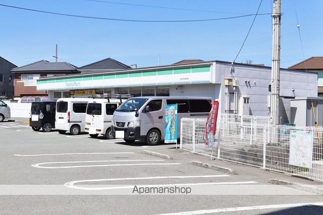 コンビニ　ファミリーマート法花大谷町店（コンビニ）まで784m
