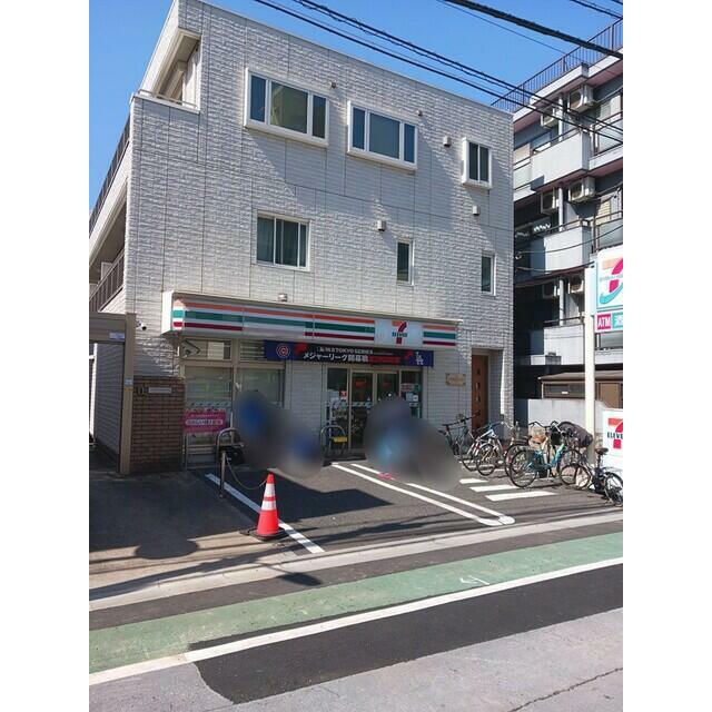 コンビニ　セブンイレブン（コンビニ）まで68m