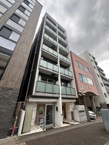 建物外観　グリーンライン「北山田」駅まで徒歩2分！鉄筋コンクリートの7