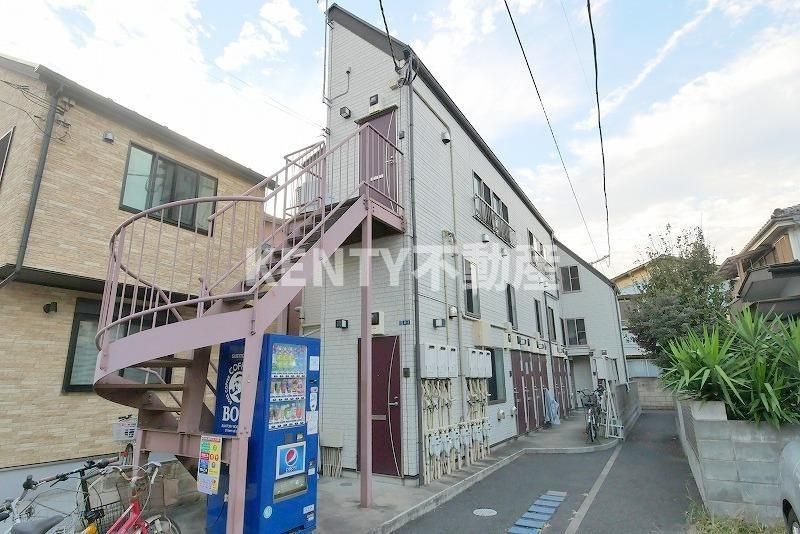 建物外観　外観は落ち着いています