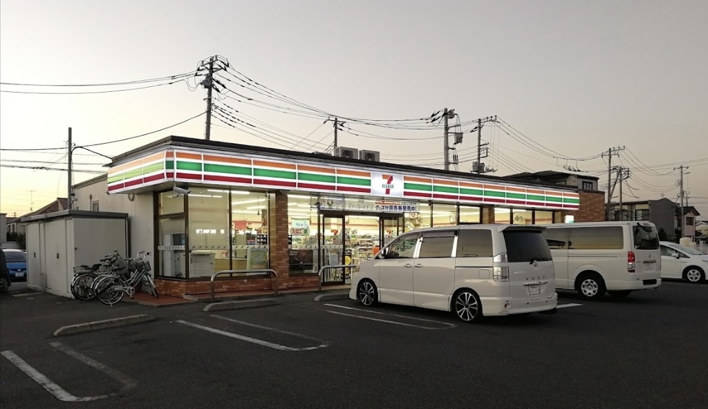 銀行　セブンイレブン 越谷七左2丁目店（銀行）まで713m