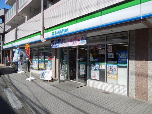 コンビニ　ファミリーマート 川越八幡通り店（コンビニ）まで722m