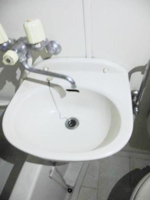 洗面設備　同仕様参考写真
