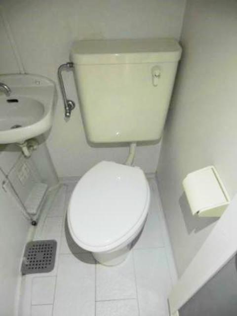 トイレ　同仕様参考写真
