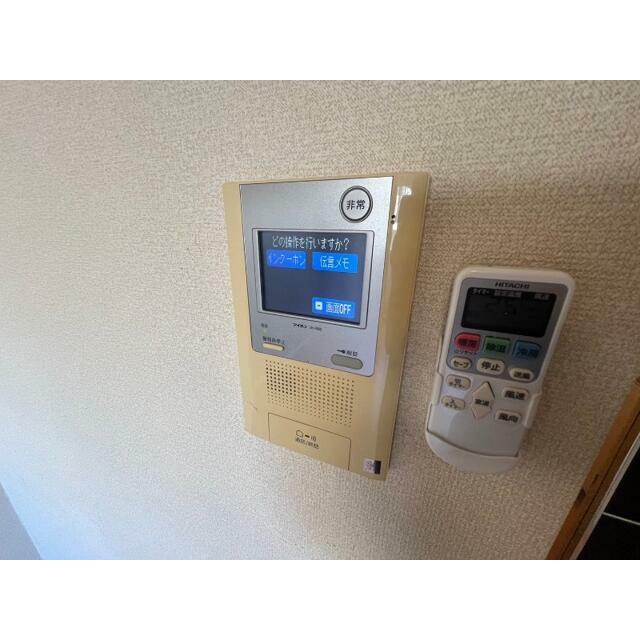セキュリティ　モニター付きインターホン