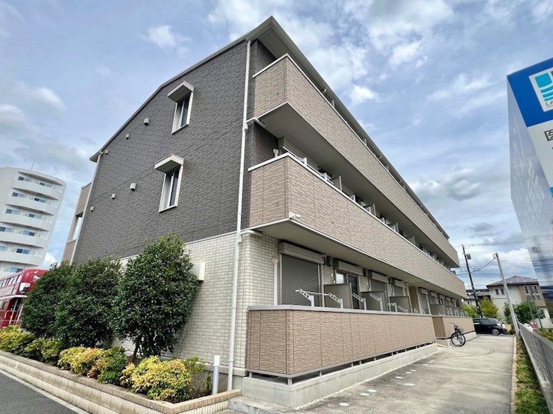 建物外観　越谷レイクタウン駅徒歩７分（５６０ｍ）