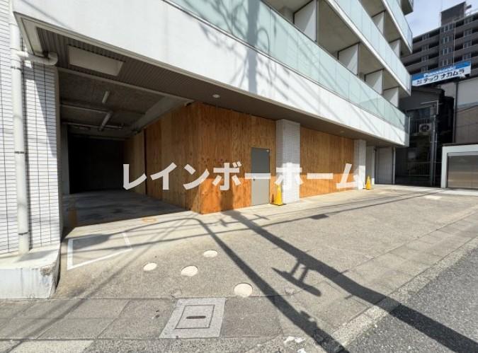 エントランス　清潔なエントランスです