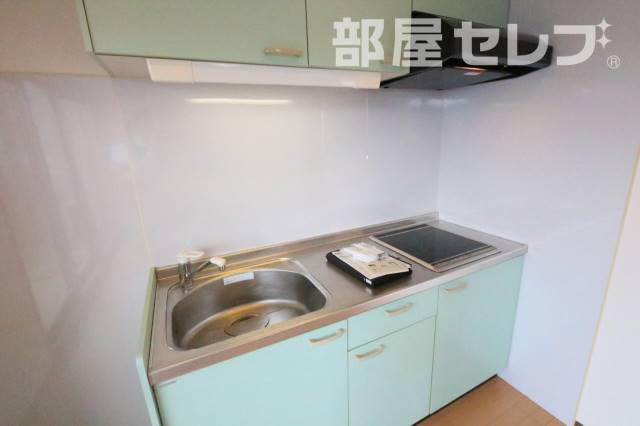 キッチン　ＩＨコンロ２口です