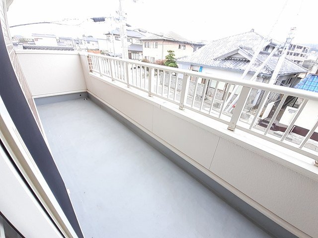 バルコニー　バルコニー付きです