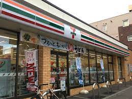 コンビニ　セブンイレブン札幌円山裏参道店（コンビニ）まで200m
