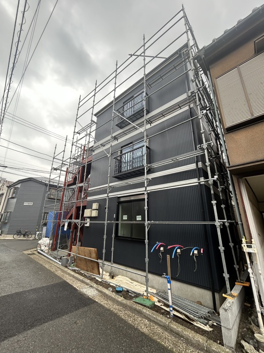 建物外観　建築中