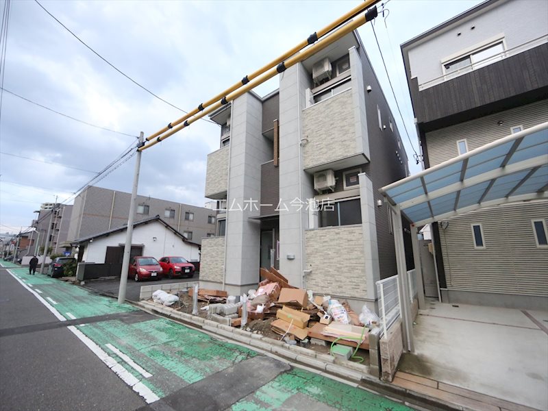 建物外観　外観　オートロックTVモニターホン宅配BOX完備