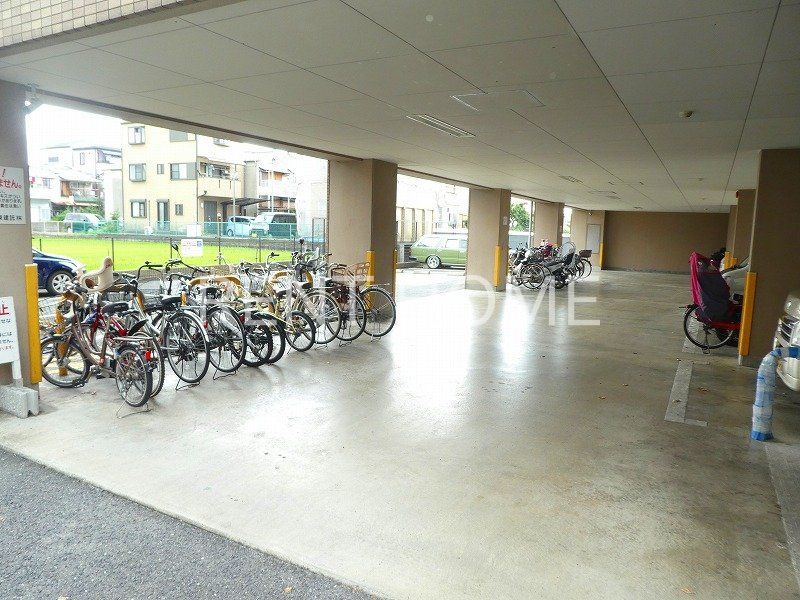 その他共有部分　駐車場