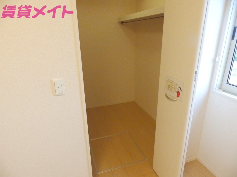 収納　別部屋参考写真です。
