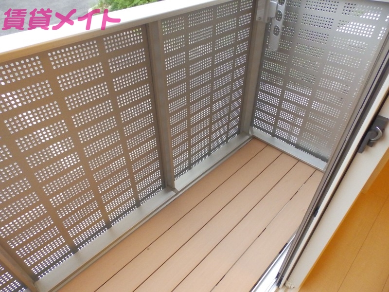 バルコニー　別部屋参考写真です。