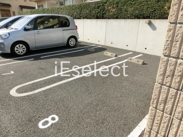駐車場　敷地内の駐車場です。