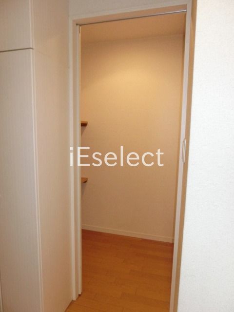 収納　納戸があります