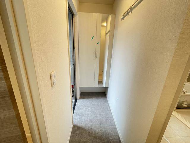 玄関　同間取参考写真