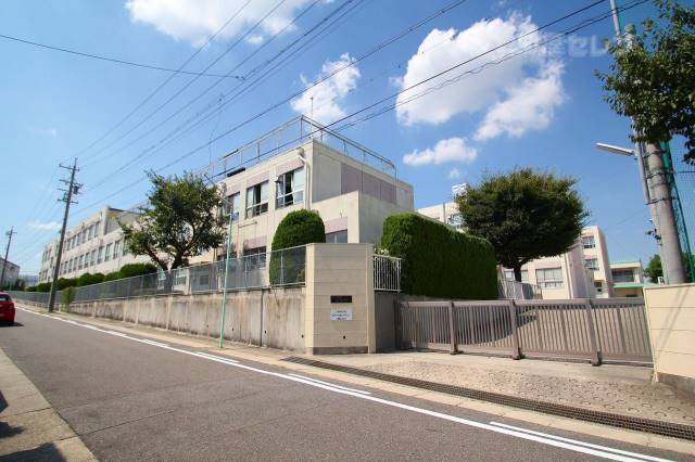 中学校　名古屋市立平針中学校（中学校）まで1200m