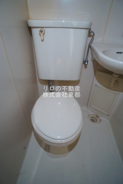 トイレ　清潔感ある洋式トイレです☆お掃除も楽々です！！