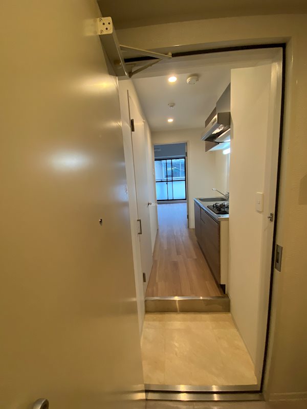 玄関　※他のお部屋です、ご参考までに