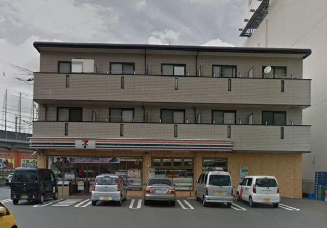 コンビニ　セブンイレブン浦和白幡6丁目店（コンビニ）まで1600m