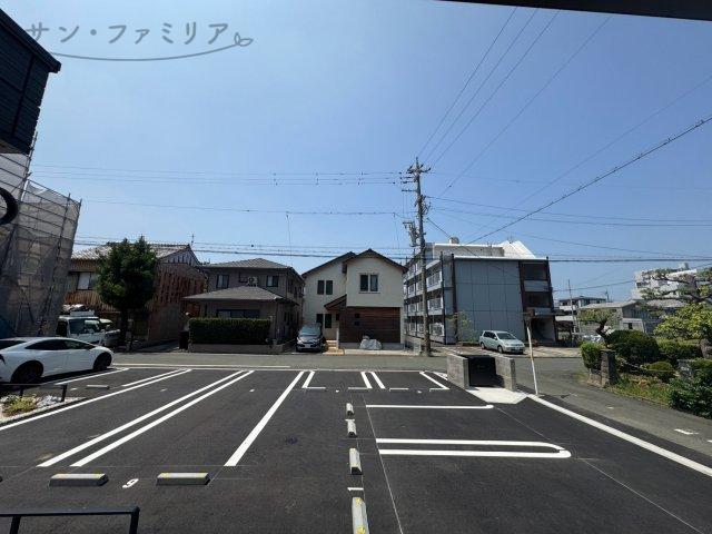 バルコニー　同一物件別部屋写真
