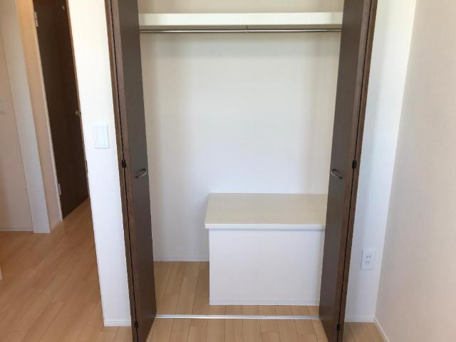 収納　クローゼット