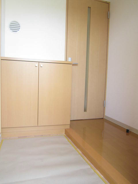 玄関　別部屋参考写真