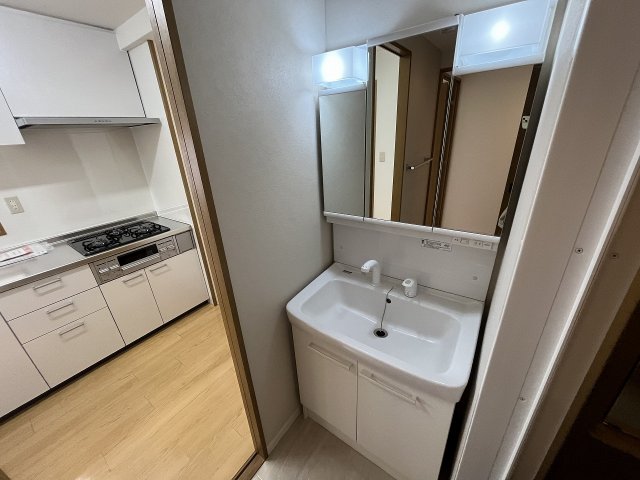洗面設備　独立洗面化粧台付き☆