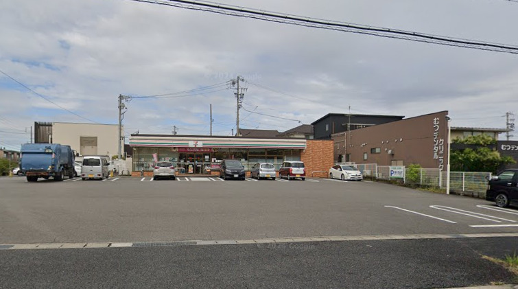 コンビニ　セブンイレブン 大府柊山町3丁目店（コンビニ）まで669m