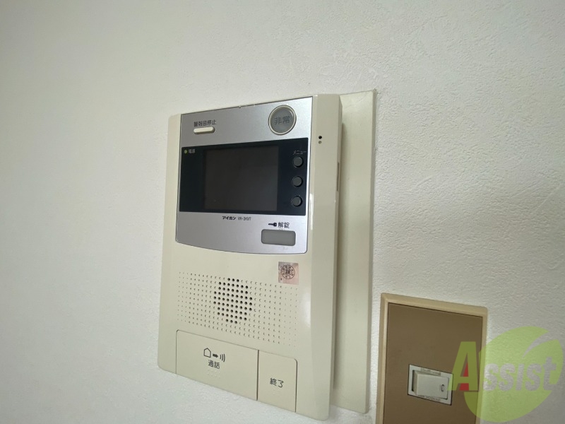 セキュリティ　インターホンで来客確認ができます。安心ですね。