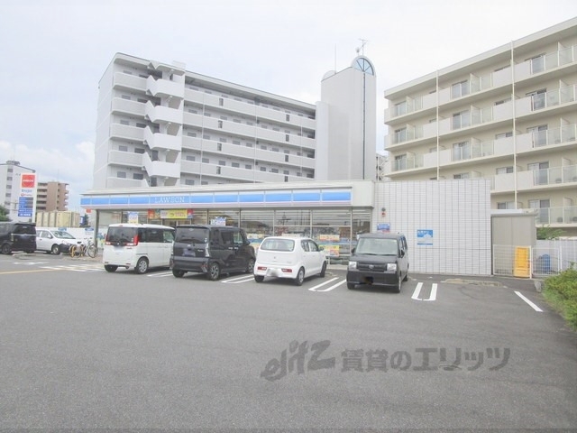 コンビニ　ローソン草津野路九丁目店（コンビニ）まで450m