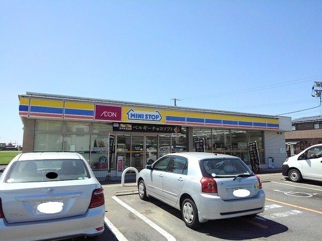 コンビニ　ミニストップ丸亀飯野店（コンビニ）まで1100m