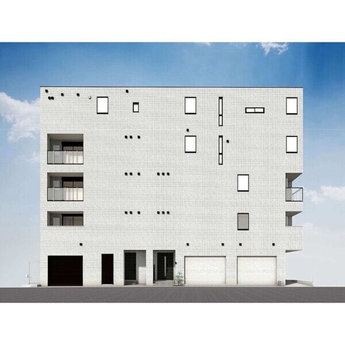 建物外観　建築中