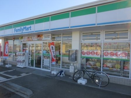 コンビニ　ファミリーマートつくば赤塚店（コンビニ）まで1300m