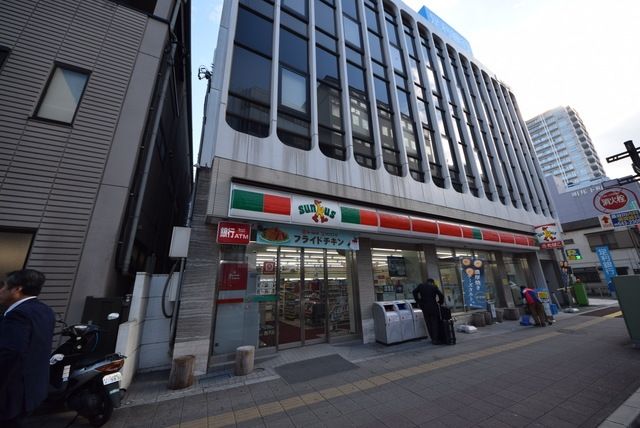 コンビニ　サンクス大宮仲町二丁目店（コンビニ）まで211m