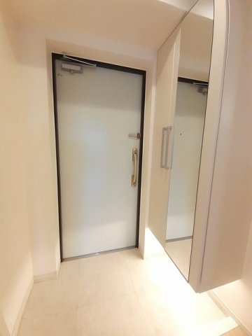 玄関　シンプルで使いやすい玄関です