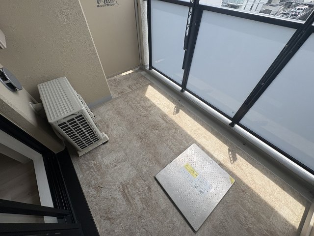 バルコニー　陽当たり良好なバルコニーです