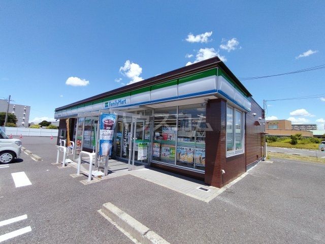 コンビニ　ファミリーマート 小牧岩崎一丁目店（コンビニ）まで461m