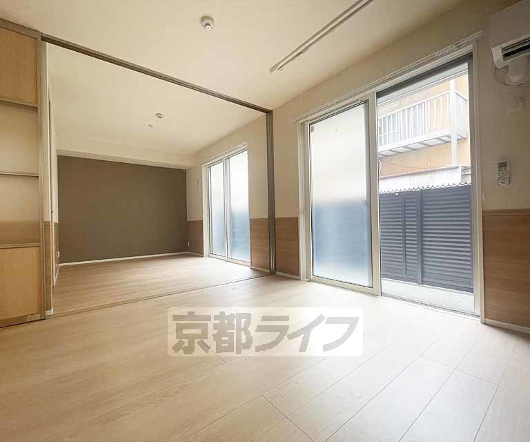 居室・リビング　ＪＲ徒歩圏内、ペット可物件！