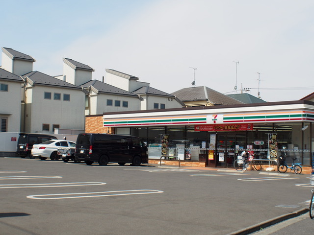 コンビニ　セブンイレブン西東京ひばりが丘2丁目店（コンビニ）まで581m