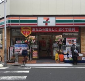 コンビニ　セブンイレブン・松島店（コンビニ）まで489m
