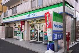 コンビニ　ファミリーマート 世田谷淡島通り店（コンビニ）まで427m