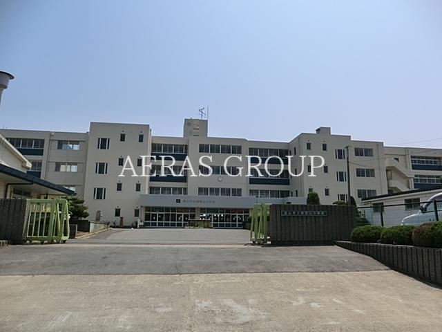小学校　流山市立南流山小学校（小学校）まで978m