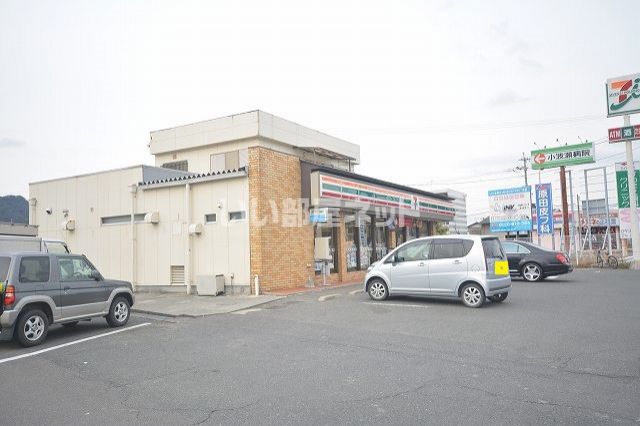 コンビニ　セブンイレブン　福岡苅田小波瀬店（コンビニ）まで428m
