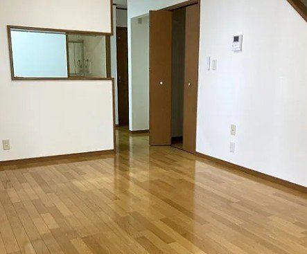 居室・リビング　庭