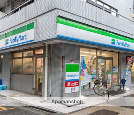 コンビニ　ファミリーマート下高井戸店（コンビニ）まで619m