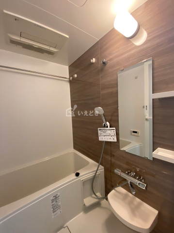 バス・シャワールーム　別部屋参考画像